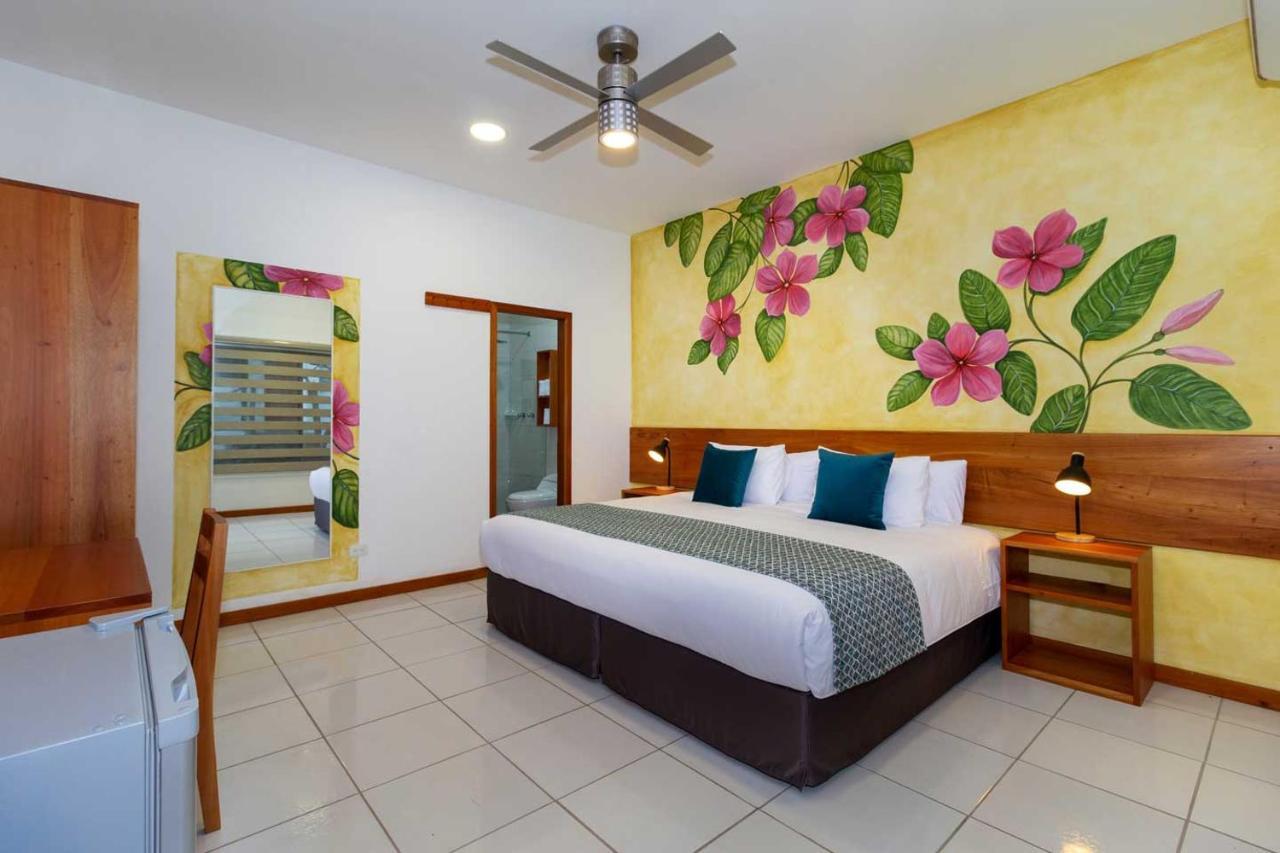 Plaza Luna Suites Puerto Ayora  Eksteriør billede
