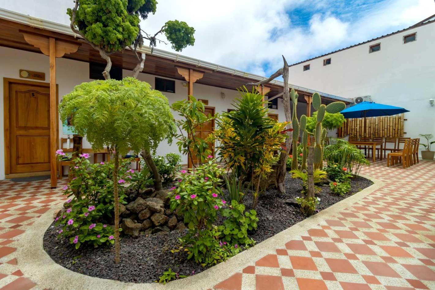 Plaza Luna Suites Puerto Ayora  Eksteriør billede