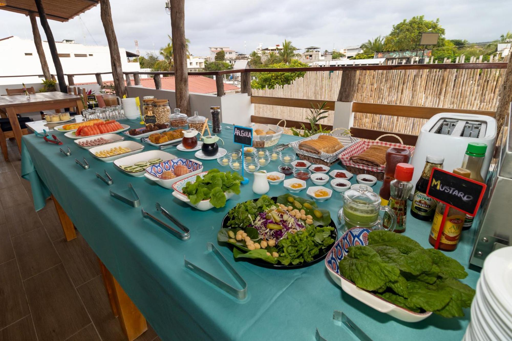 Plaza Luna Suites Puerto Ayora  Eksteriør billede